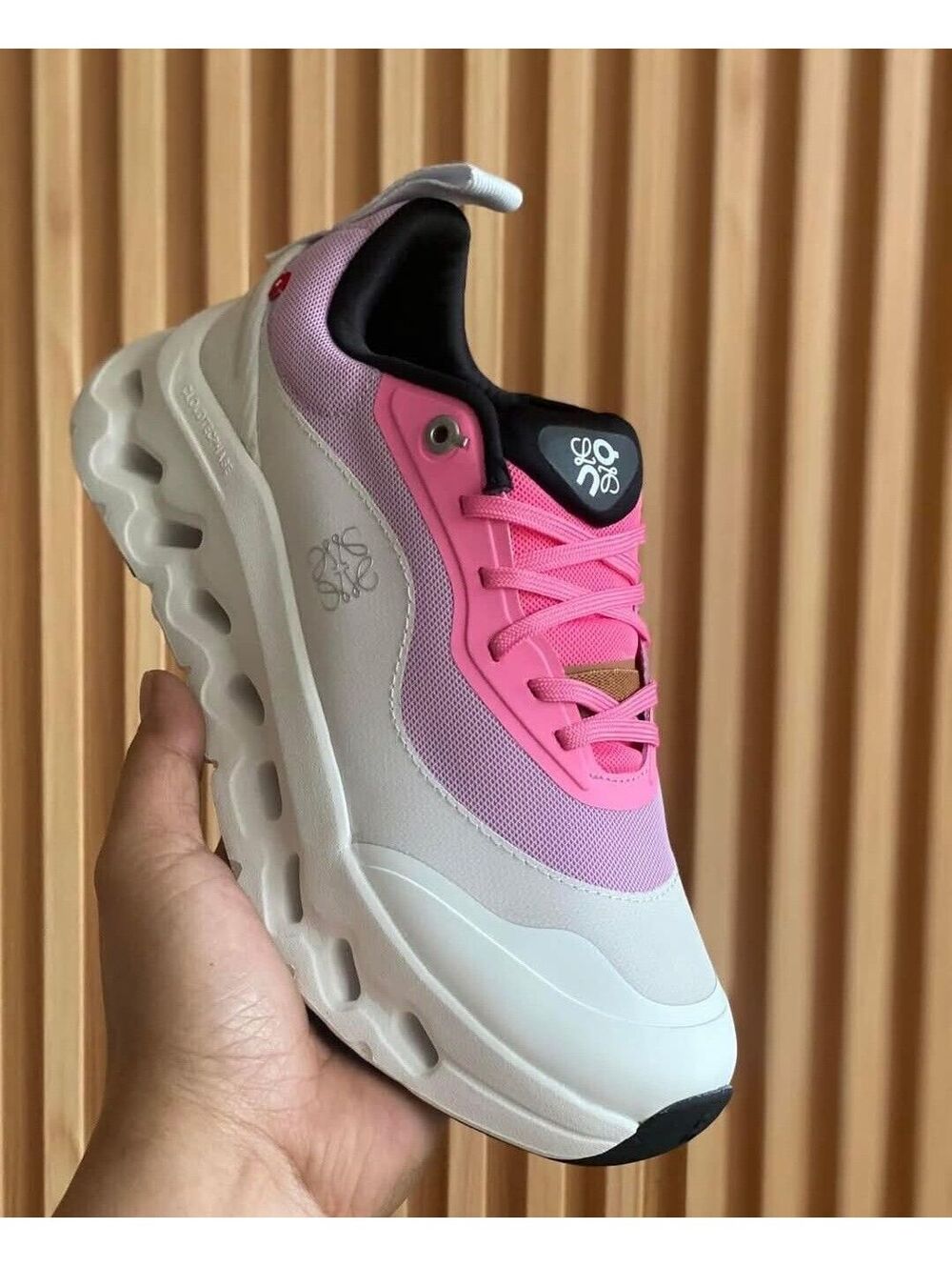 Size 8 - New Loewe × On Cloydtilt 2 2.0 Pink/White
